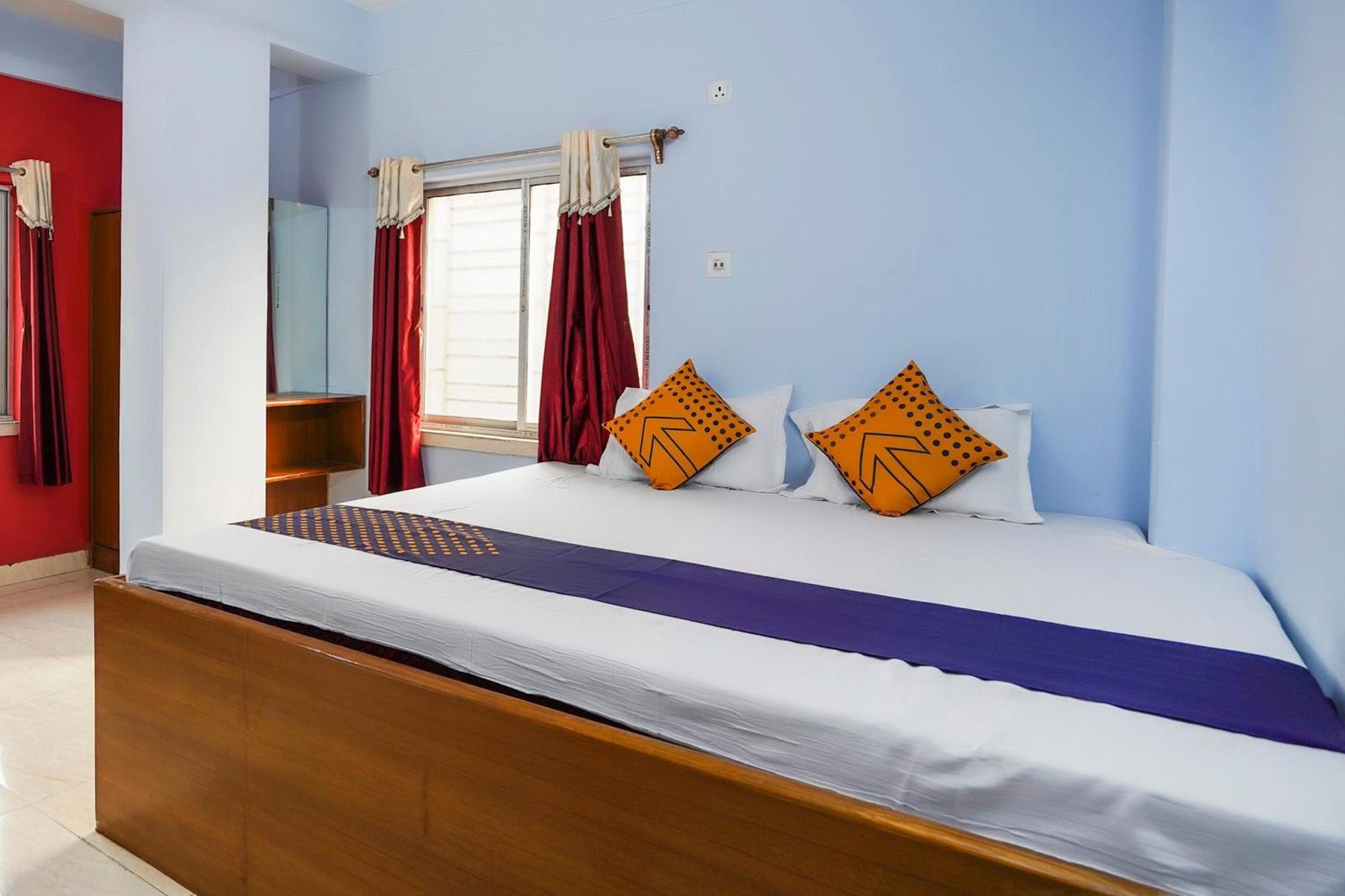 Spot On Silver Green Kolkata Exterior photo