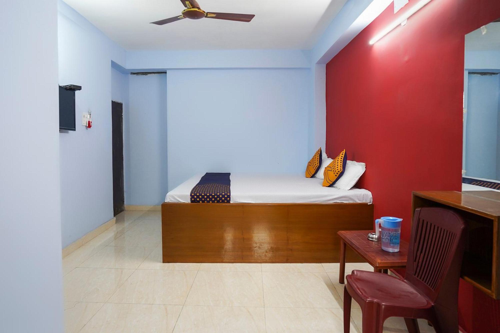 Spot On Silver Green Kolkata Exterior photo